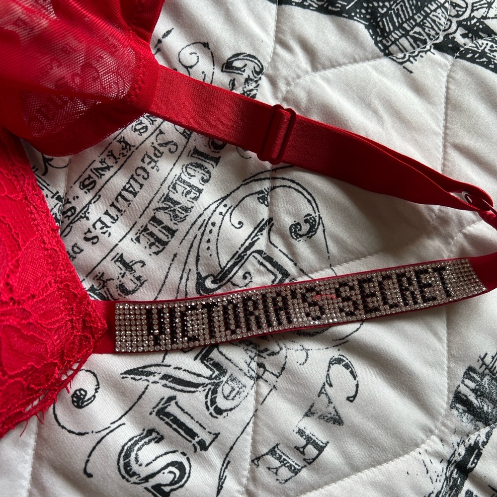 Victoria's Secret Red Lace Bra